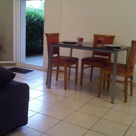 T2 36 M2 Pres Du Lac, Parc 55 Hectares Accessible A Pied ! Bergerac Extérieur photo